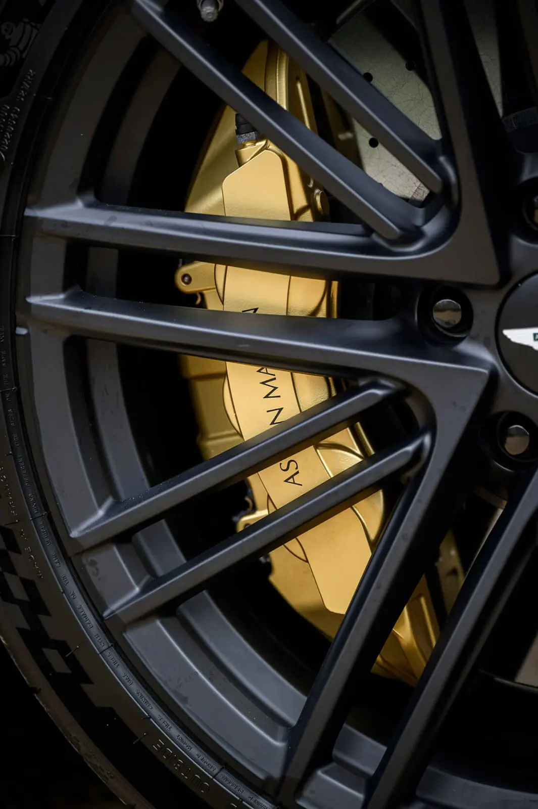 Aston Martin Db12 Volante Wheel