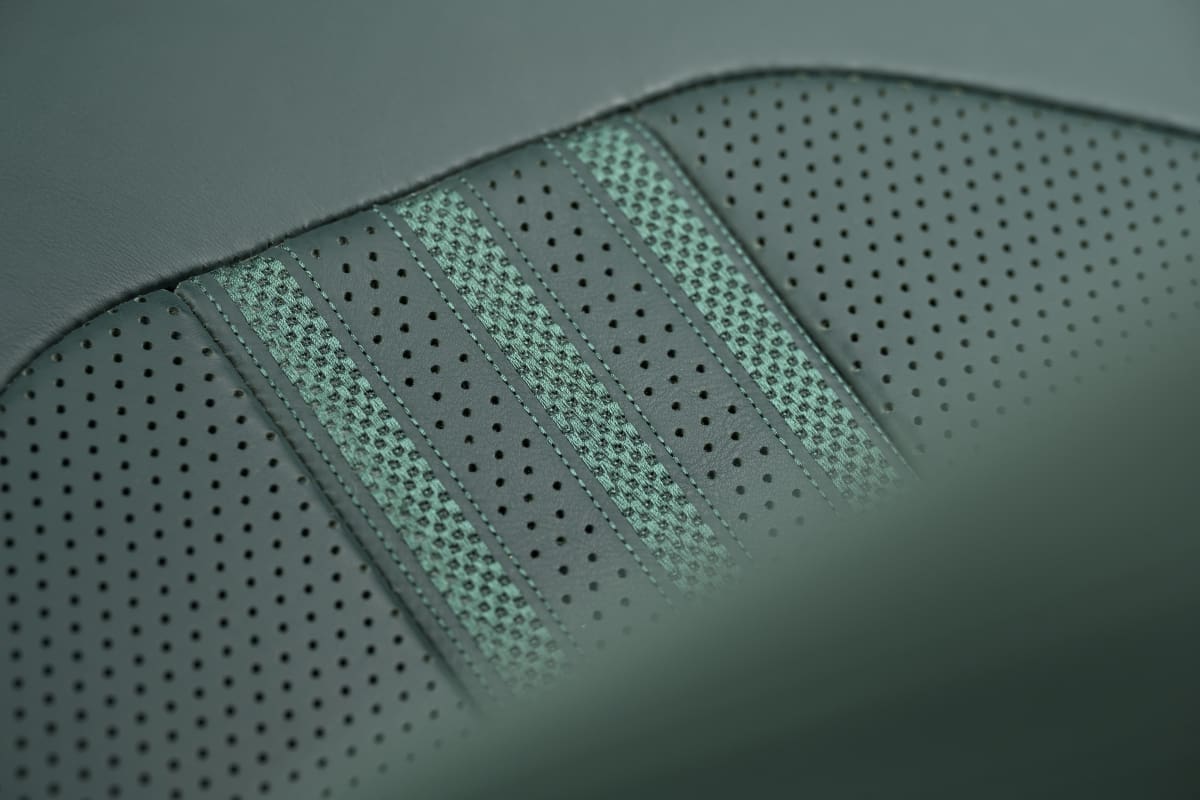 25my Dbx707 Imagery