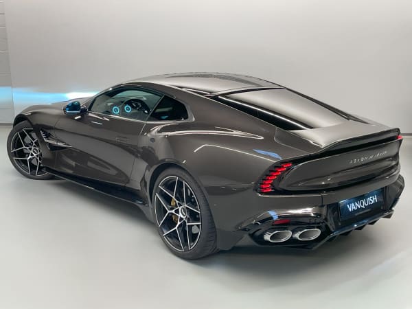 Vanquish 44