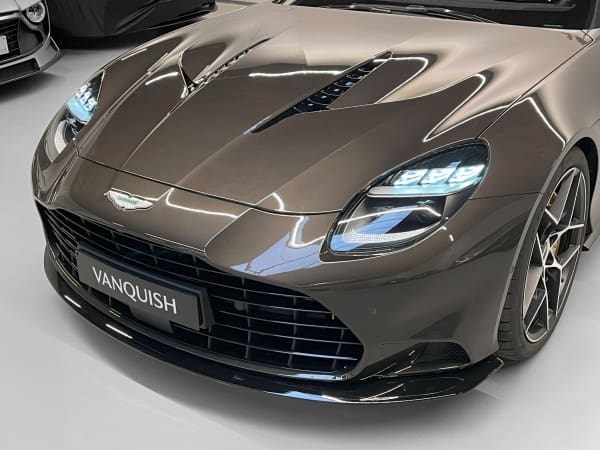 Vanquish 55