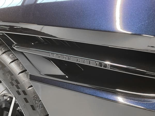 Db12 04