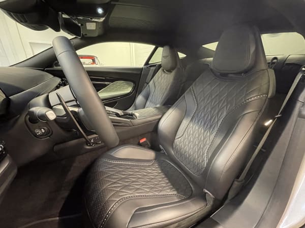 Db12 12