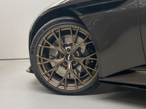 Db12 39