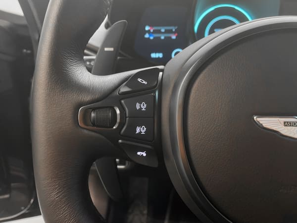 Dbs Volante 08