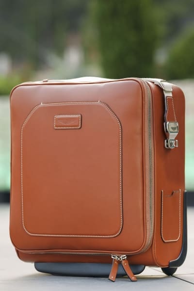 Jpg Medium Db12 Accessories Luggage Set 2 Jpg Medium Db12 Accessories Luggage Set 2
