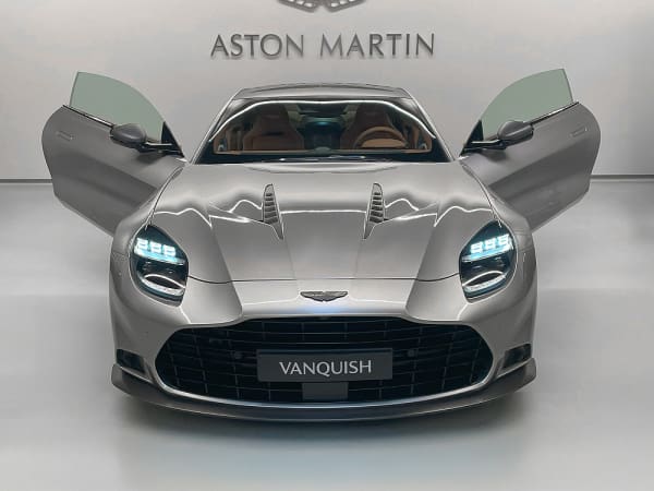 Vanquish 46 1737125928