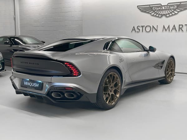 Vanquish 60