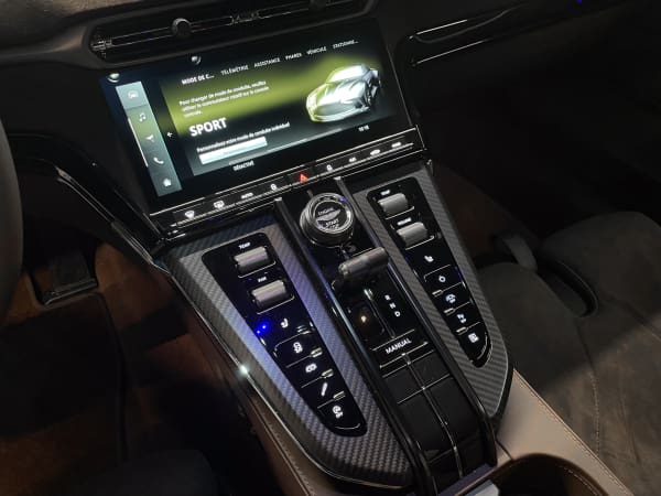 Vantage 01