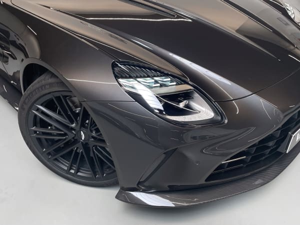 Vantage 02
