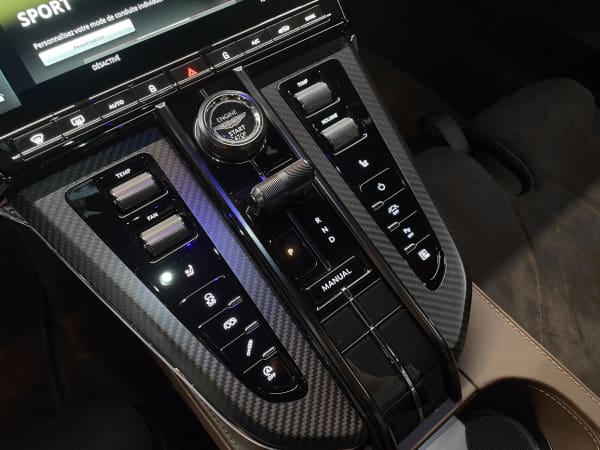 Vantage 02