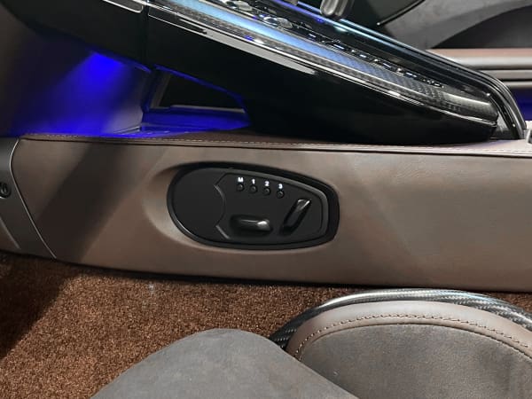 Vantage 10