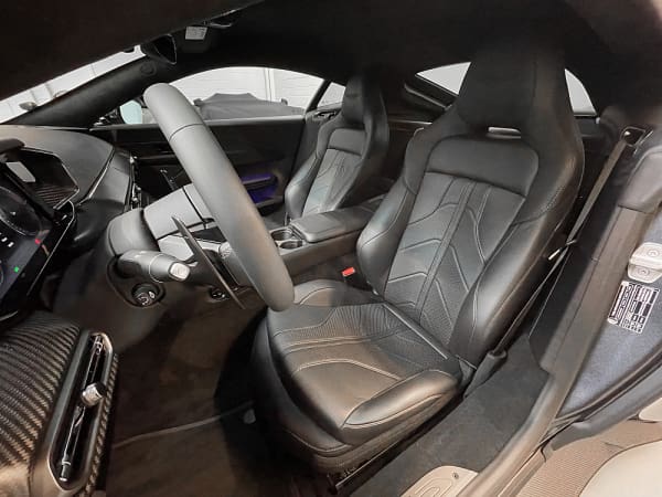 Vantage 16 1741252677
