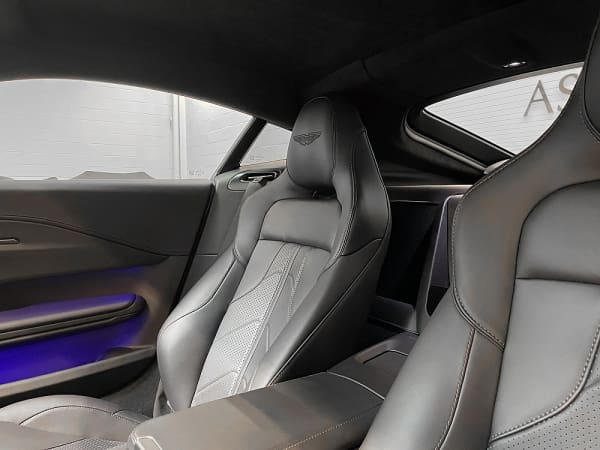 Vantage 17 1741252674