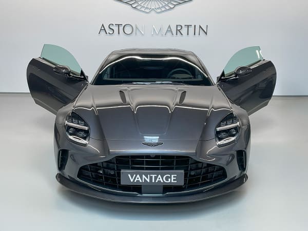Vantage 24 1741252689