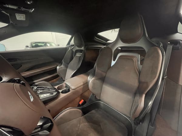 Vantage 26