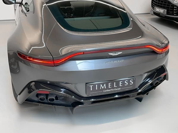 Vantage 38