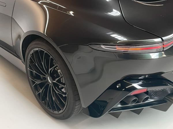 Vantage 38