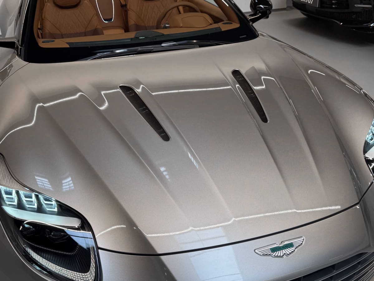 Db11 02
