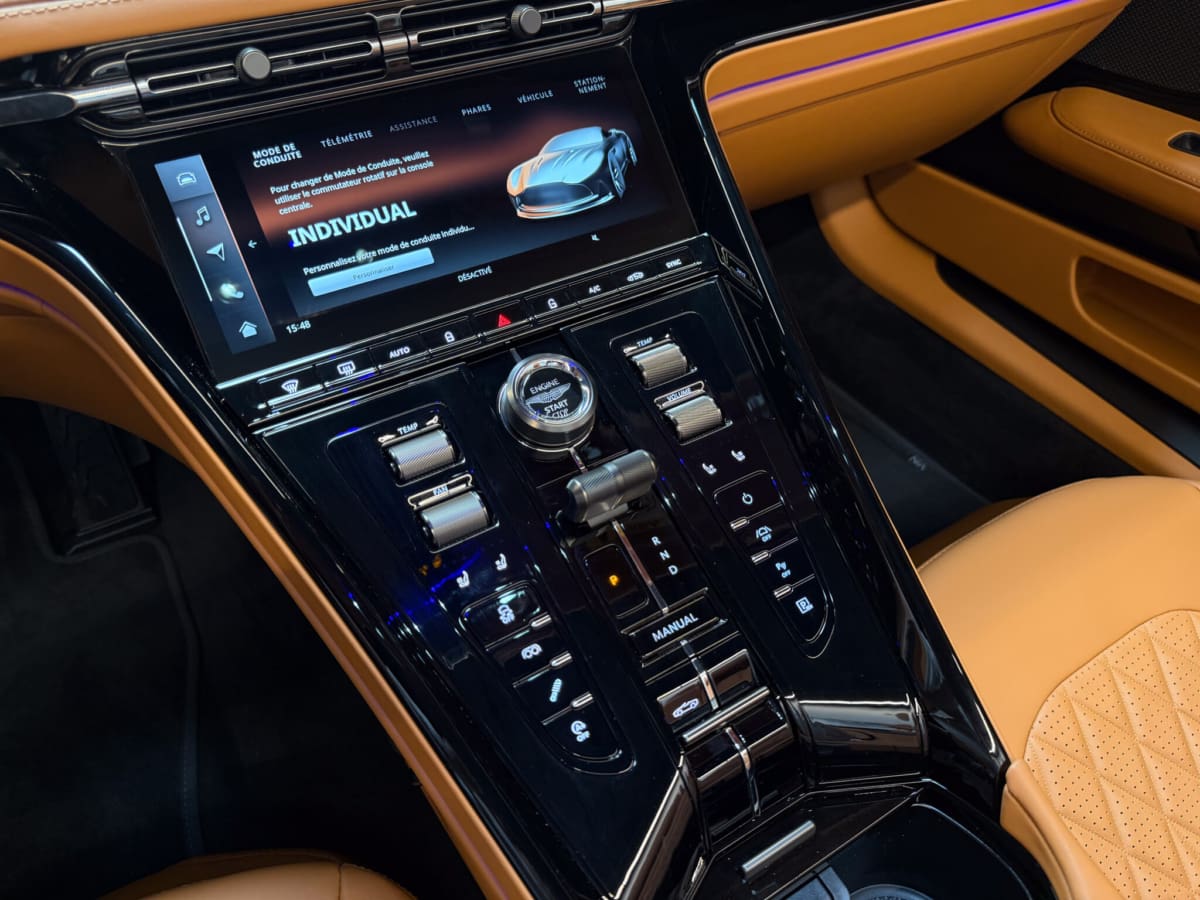 Db11 03
