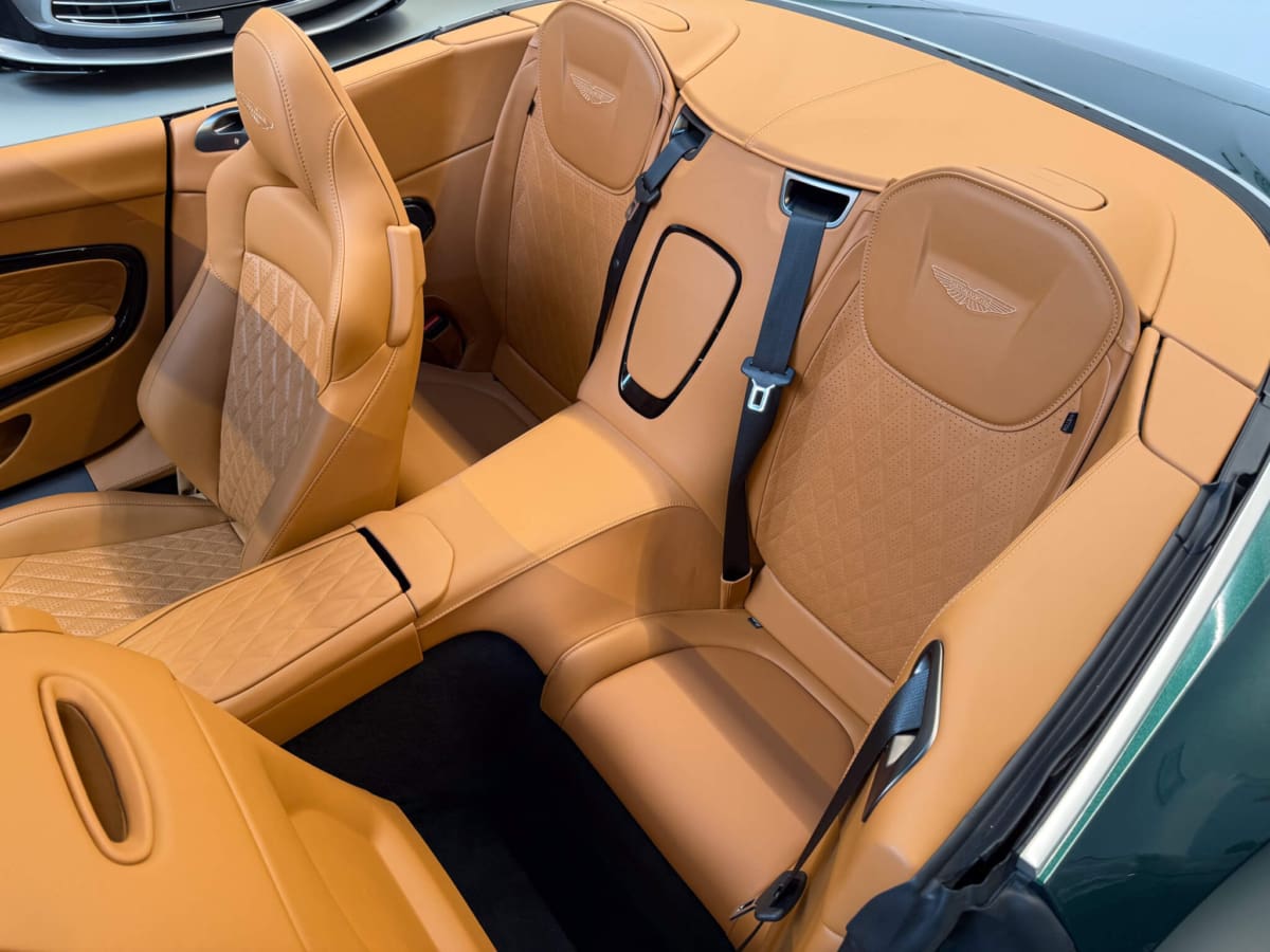 Db11 08