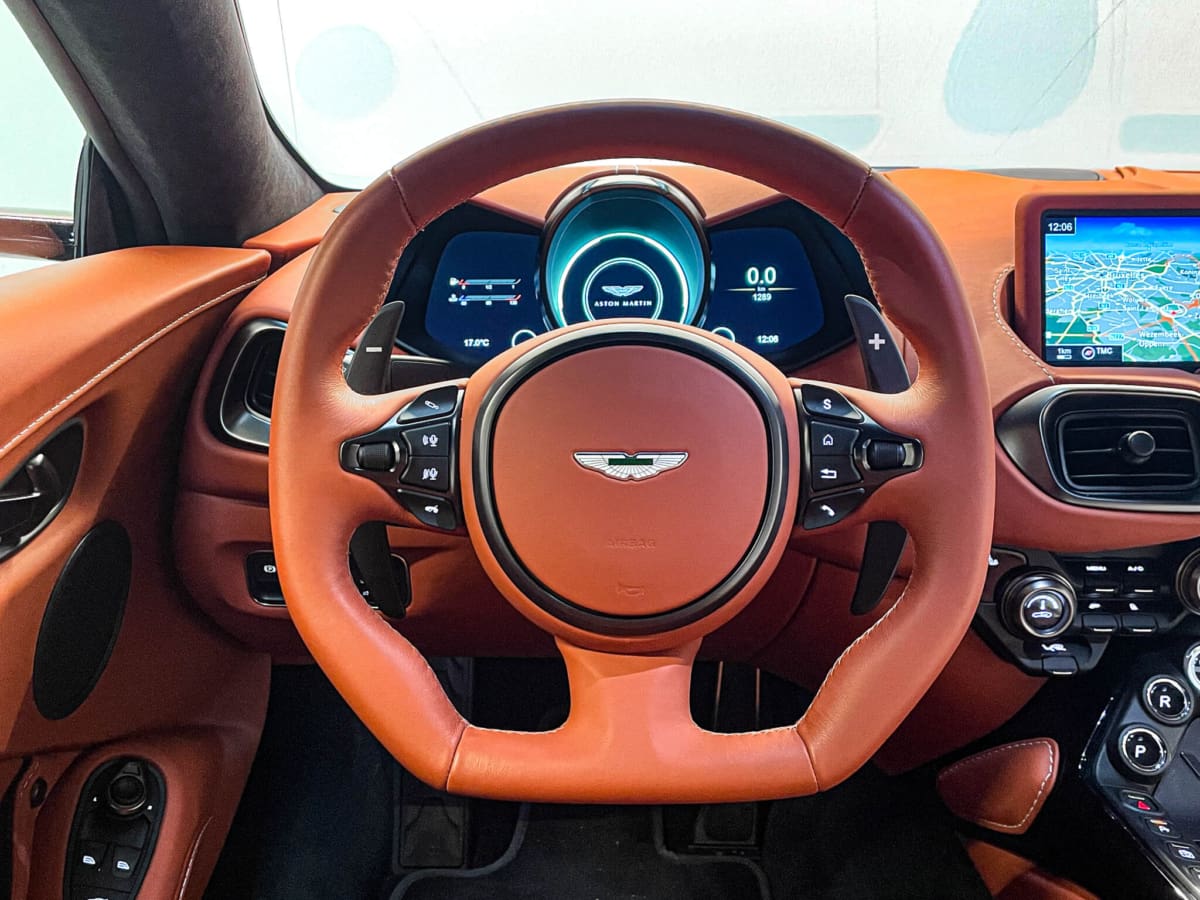V12 11