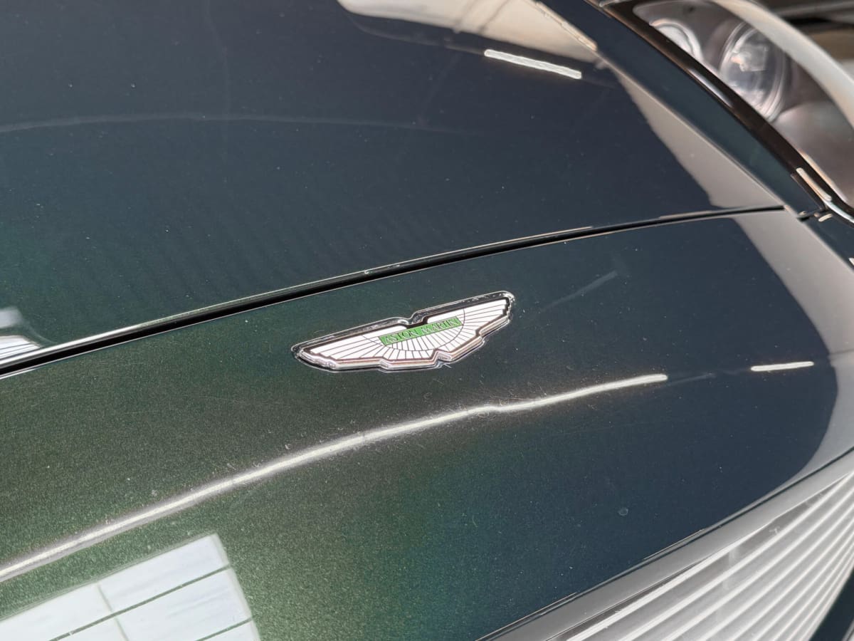 Vanquish 01