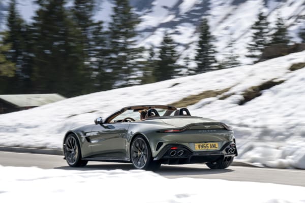 Vantage Roadster Media Drive California Sage