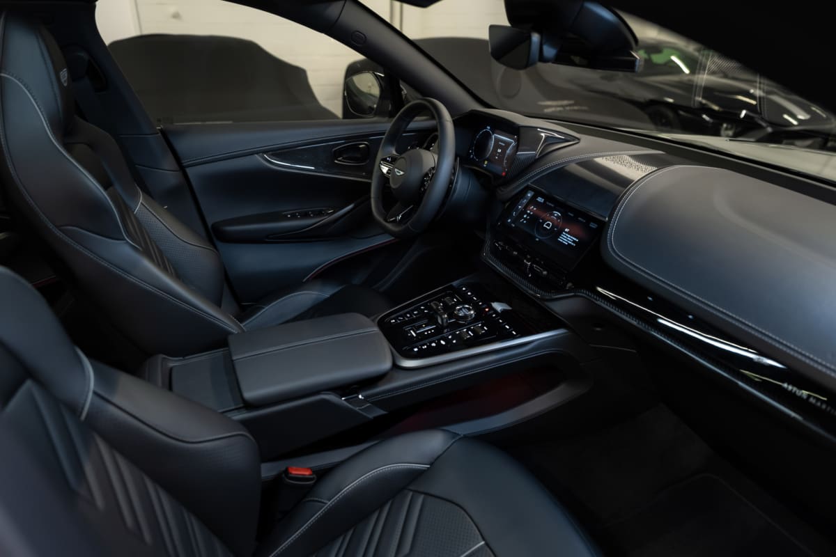 Amb Dbx S Compressed 38