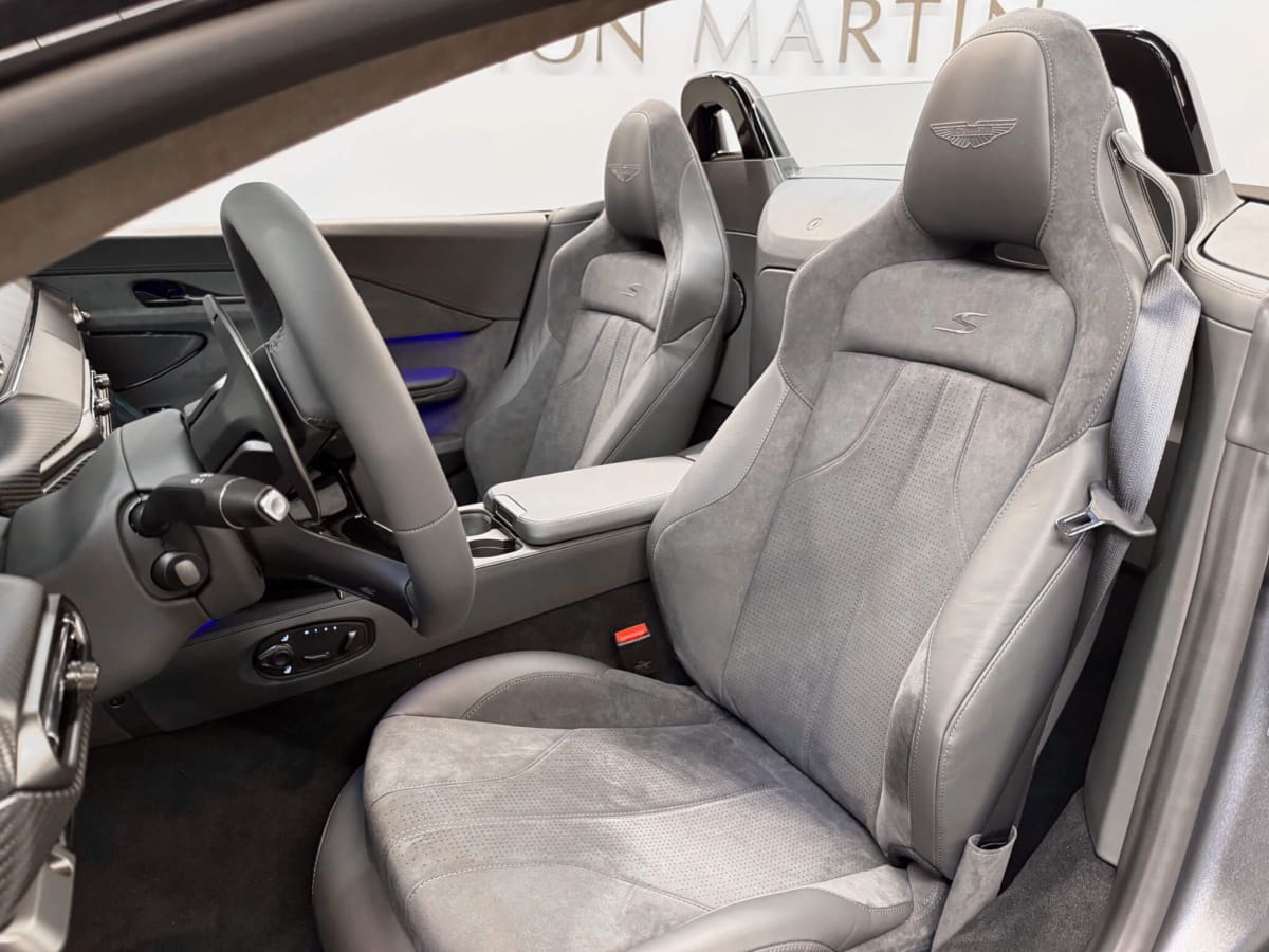 Vantage S Roadster 05