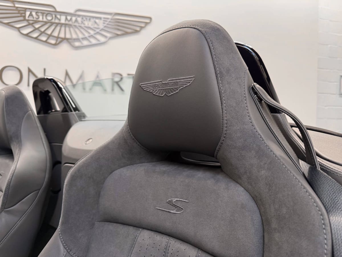 Vantage S Roadster 06