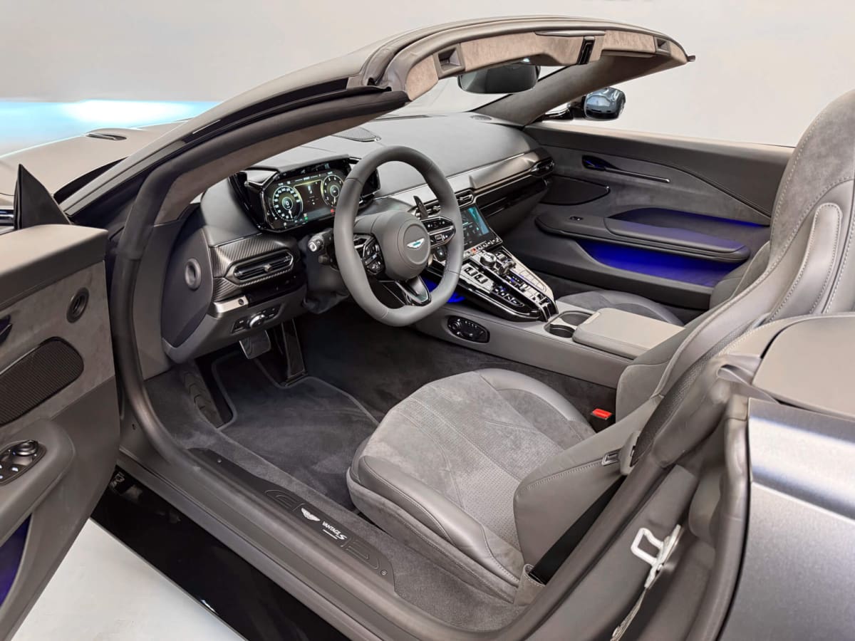 Vantage S Roadster 13