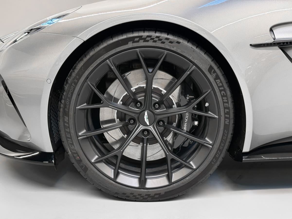 Vantage S Roadster 14