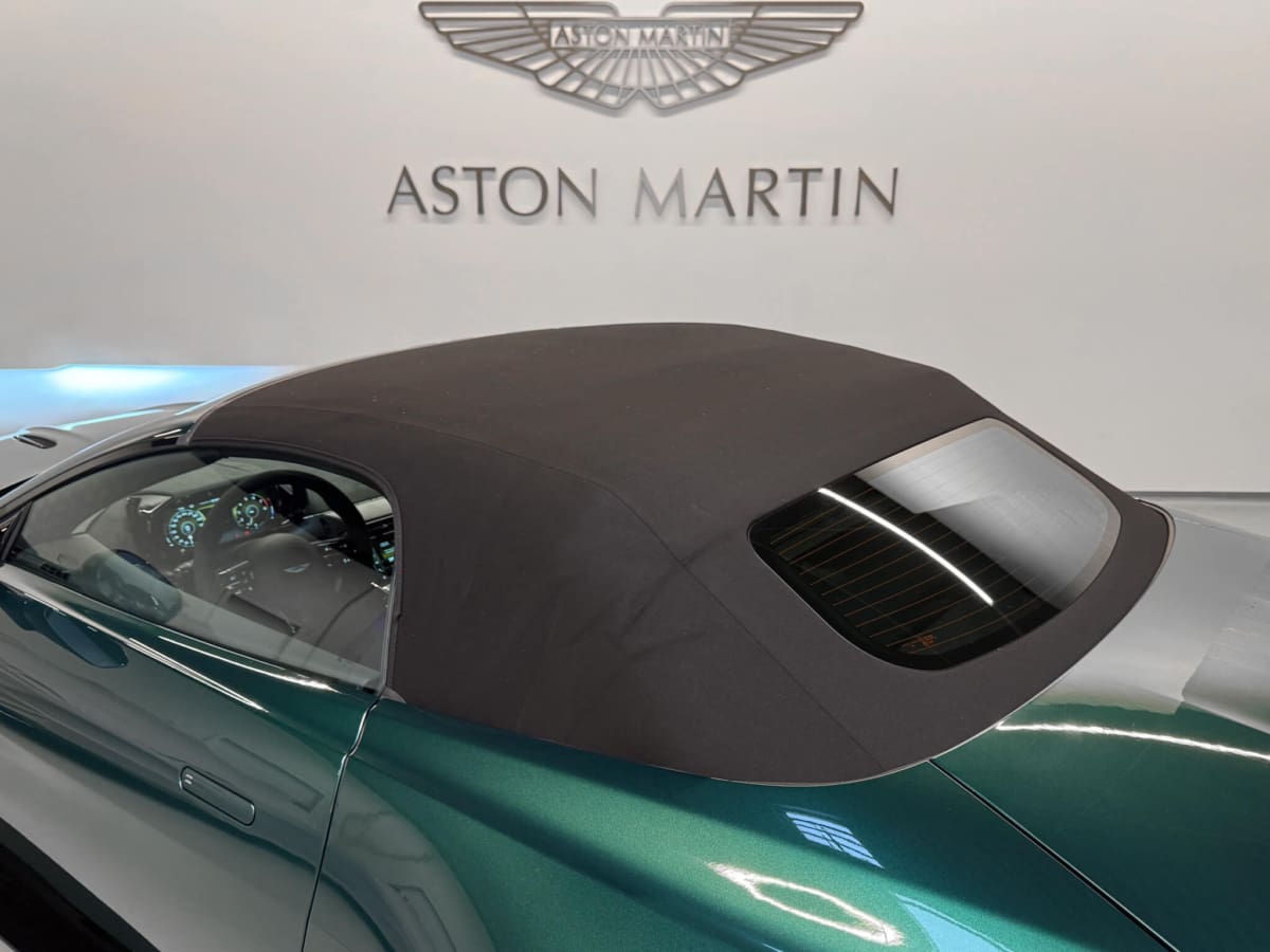 Vantage S Roadster 34