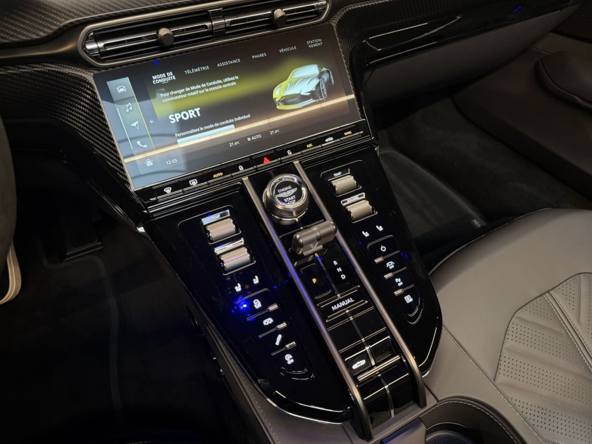 Vantage S Roadster 44