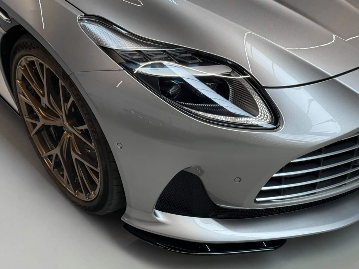Db12 17