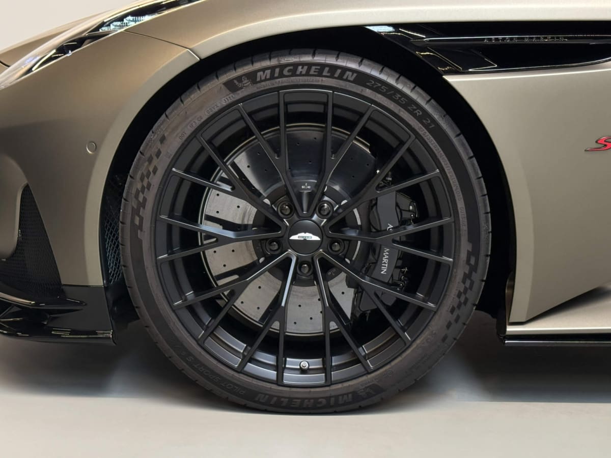 Db12 S 24