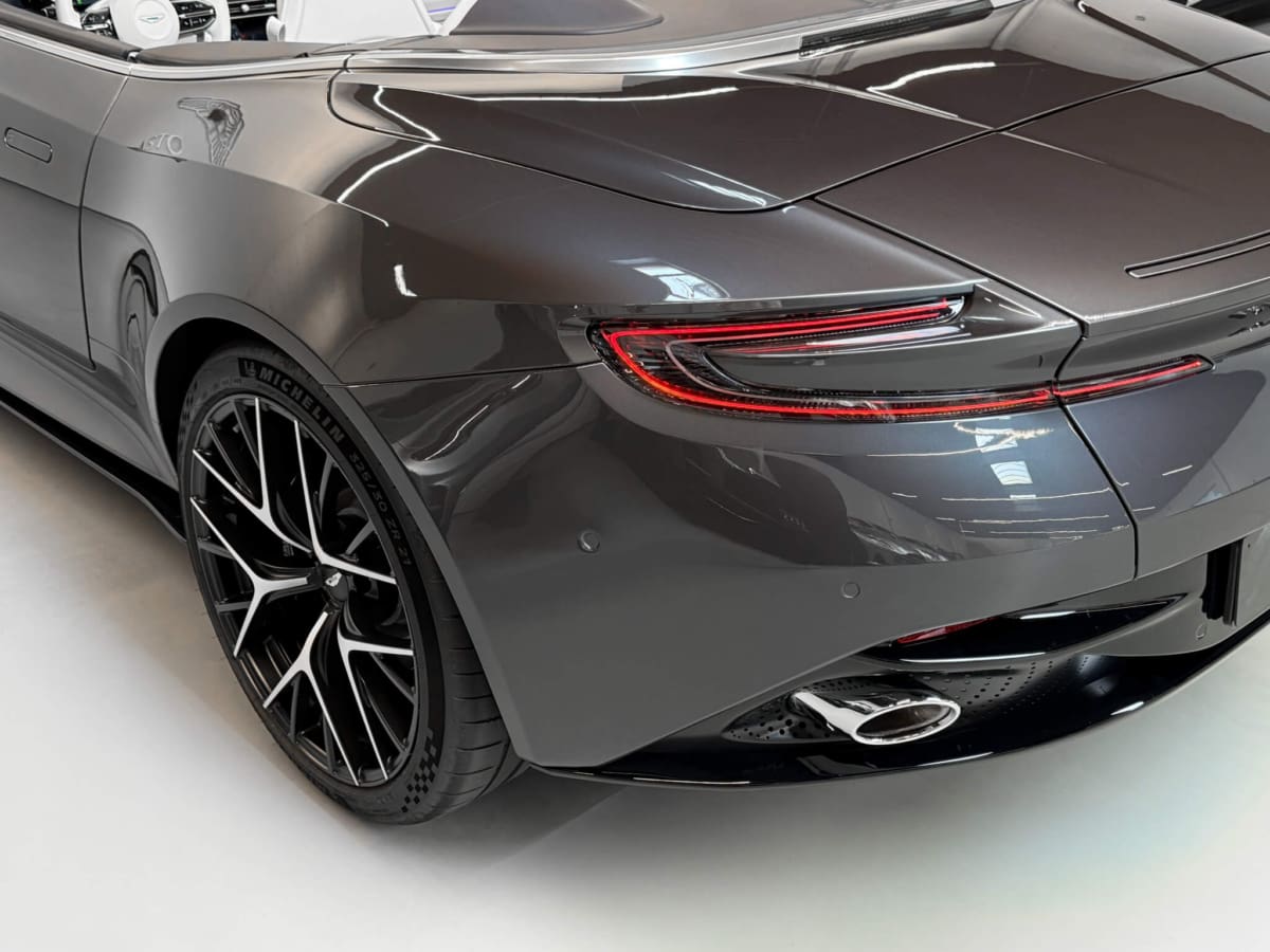 Db12 23