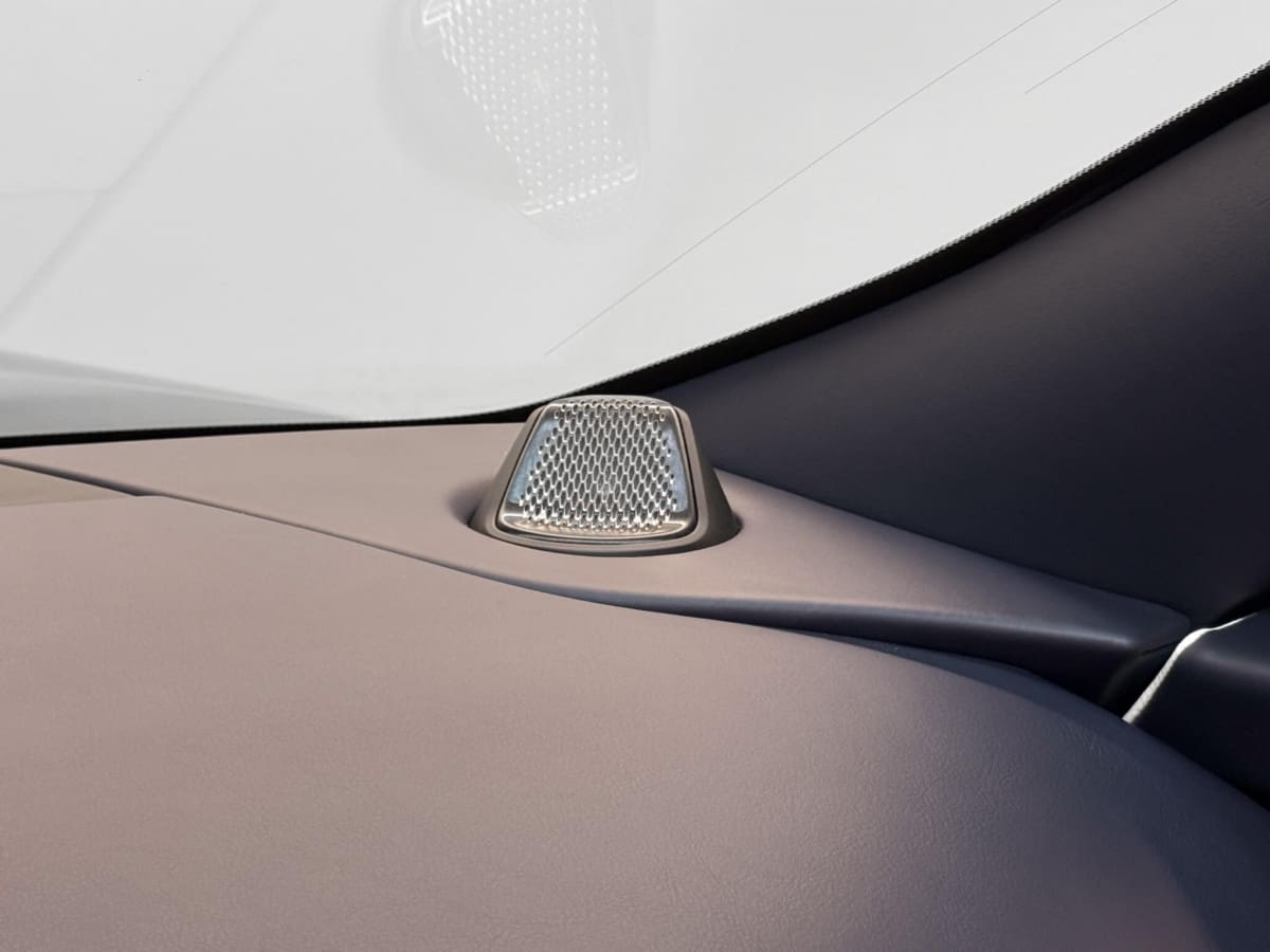 Db12 9