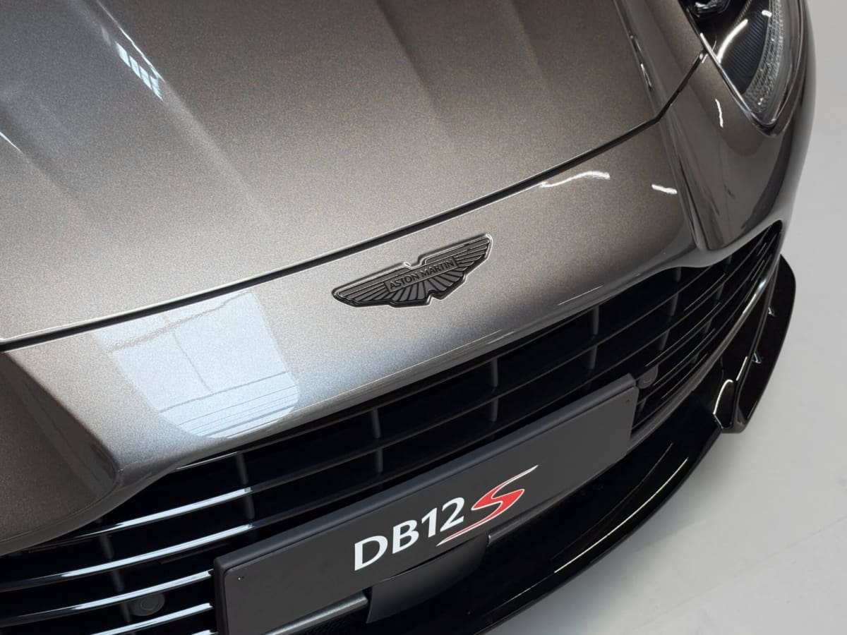 Db12 S
