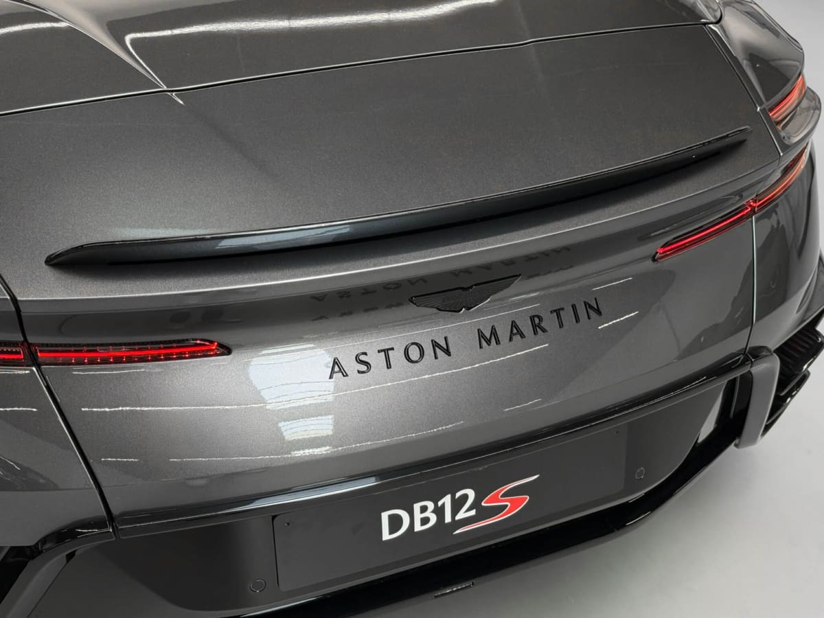 Db12 S 22