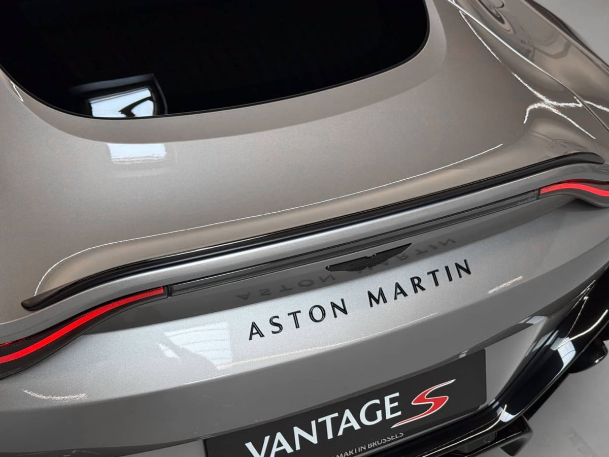 Vantage S 11