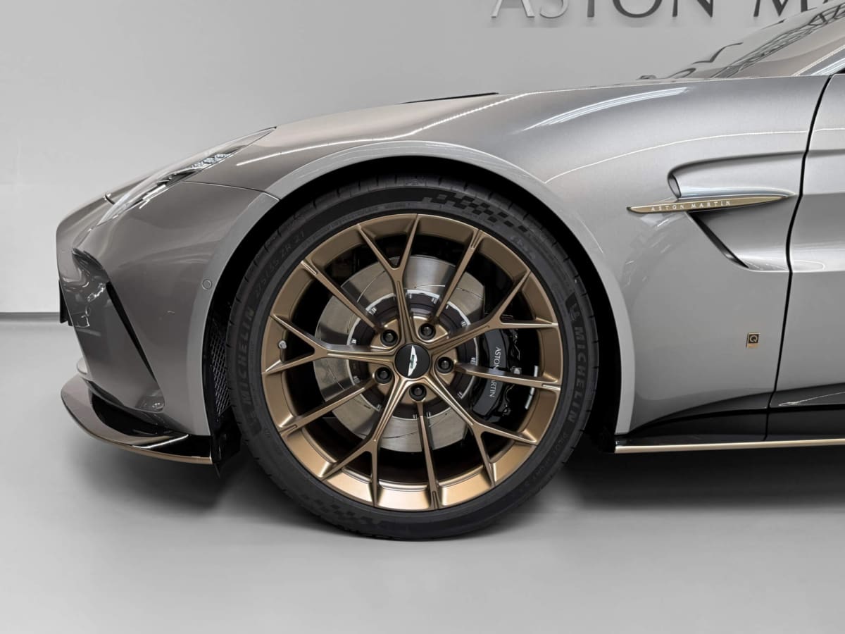 Vantage S 25