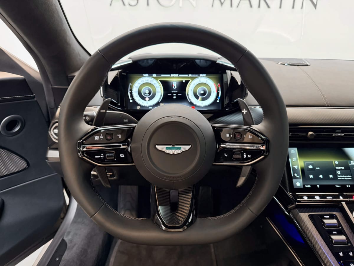 Vantage S 8