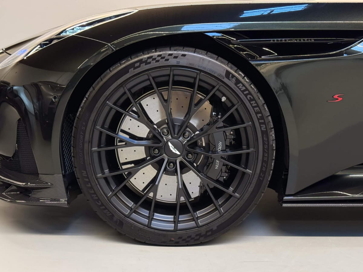 Db12 S 4