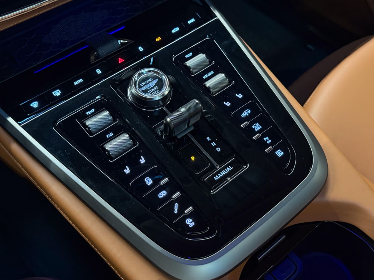 Dbx S 6