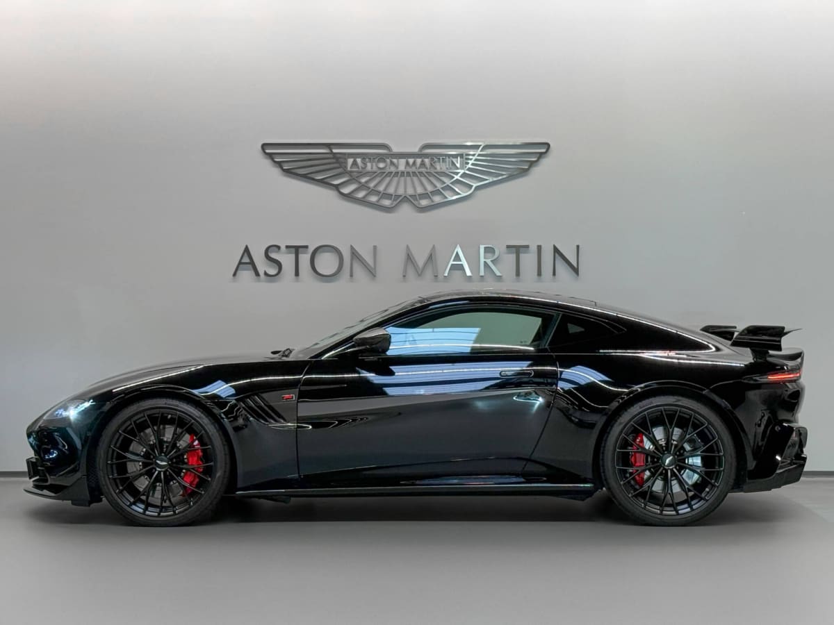 Vantage 26