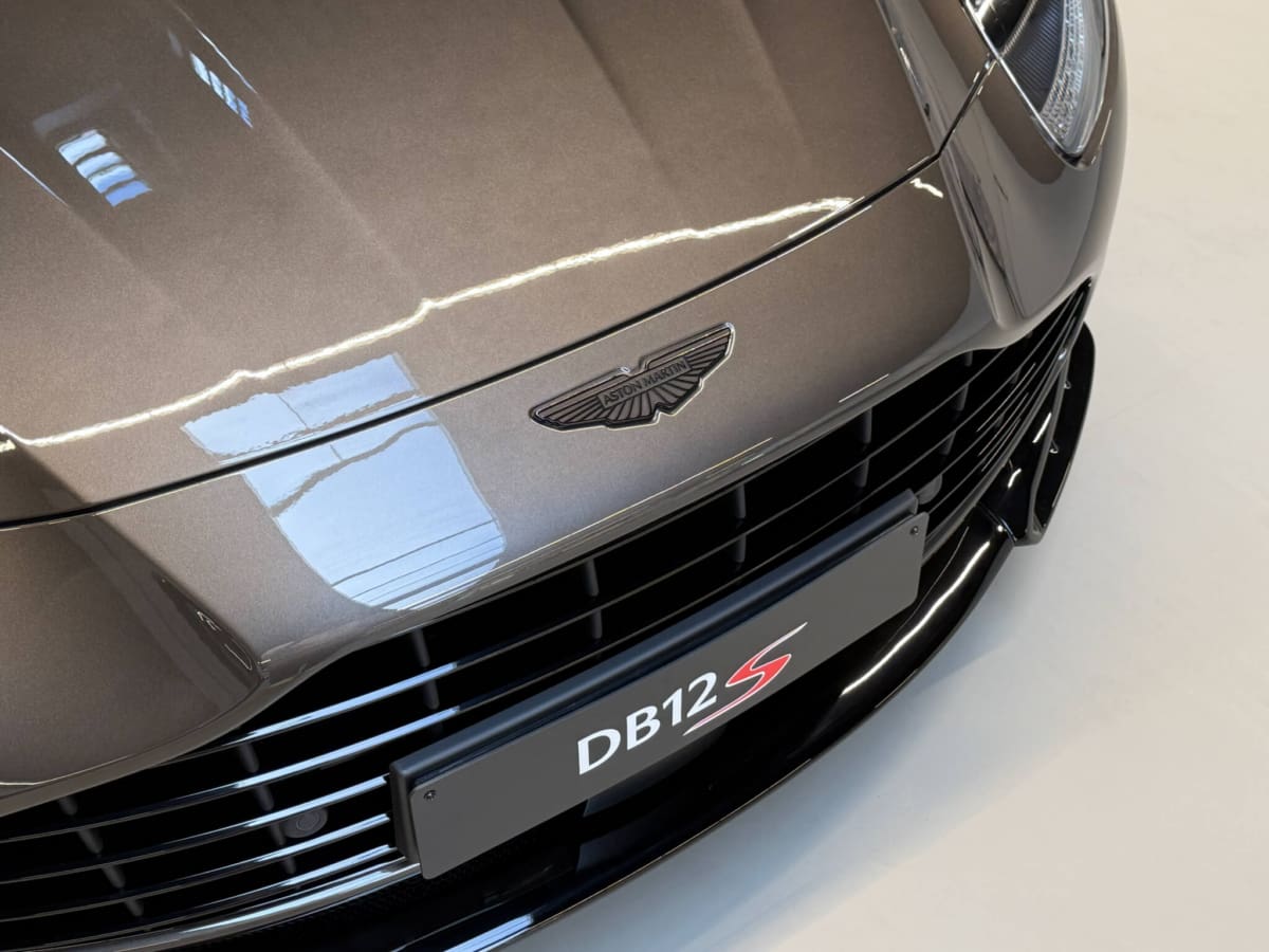 Db12 S 16